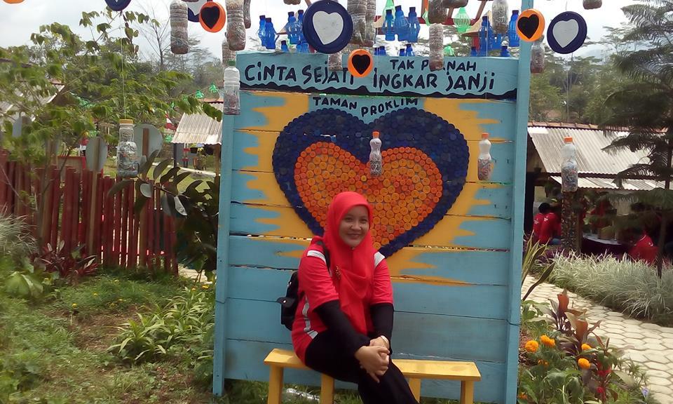 Desa Sumampir Purbalingga Sulap Sampah Plastik Jadi Taman Proklim Ramah Lingkungan