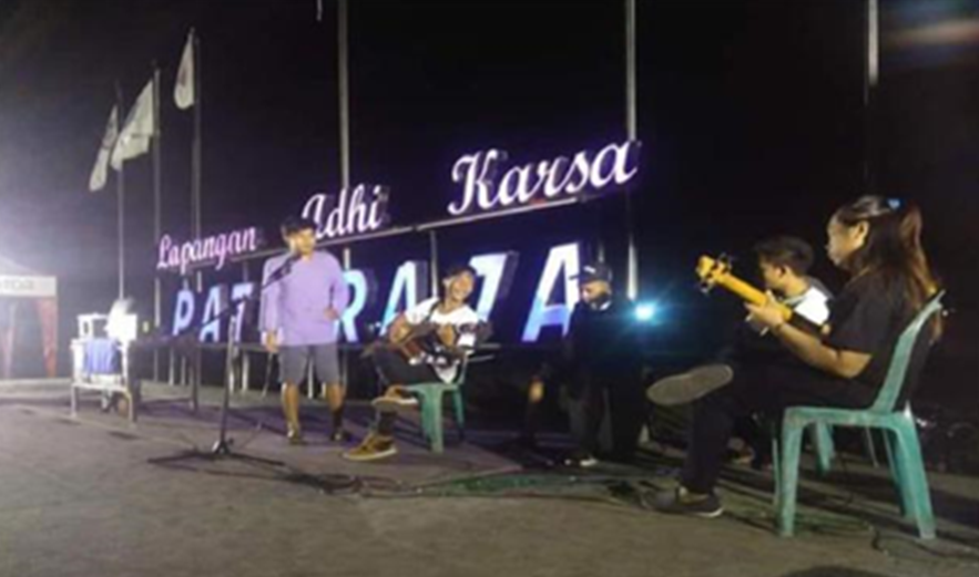 Desa Patikraja Banyumas Ubah Lapangan Adikarsa Jadi Ruang Terbuka Hijau sehingga Hidupkan Ekonomi Pedagang Lokal