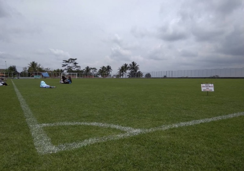 Desa Cisayong Tasikmalaya Bangun Lapangan Sepak Bola Standar FIFA sehingga Jadi Ikon Olahraga dan Wisata Desa