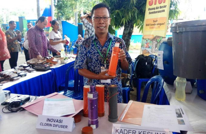 Desa Tritih Wetan Jeruklegi Cilacap Ciptakan Clorin Difuser sehingga Bersihkan Air Sumur dari Bakteri