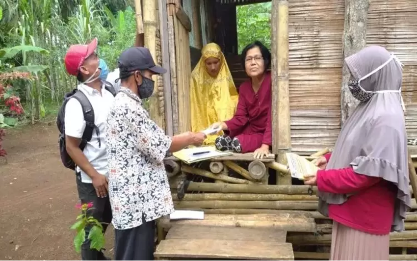 Nagari Situjuahbatua Limapuluh Kota Lawan Covid-19 Lewat Karantina Adat dan Transparansi BLT