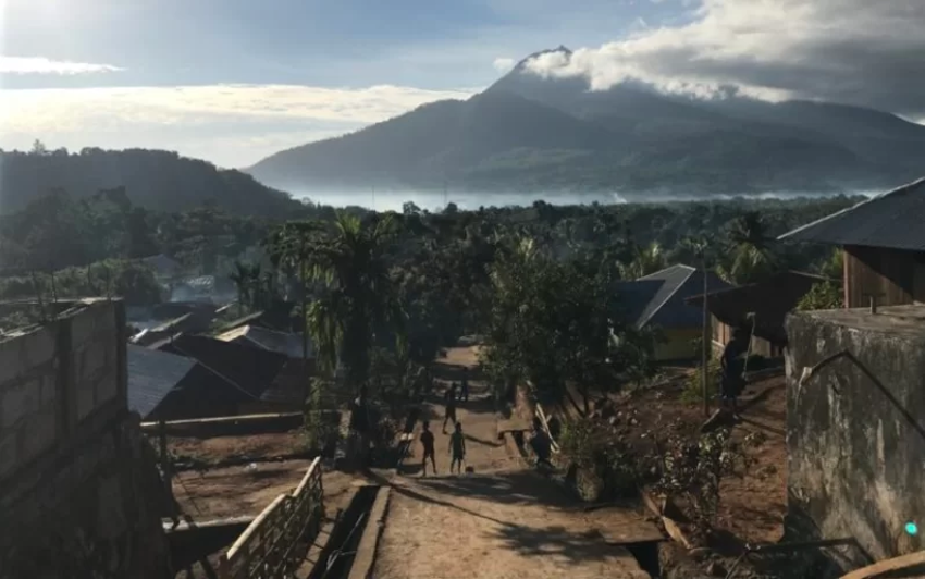 Desa Boru Kedang Wulanggitang Flores Timur Padukan Dana Desa untuk Berdayakan Petani Perkuat Literasi dan Lindungi Lingkungan