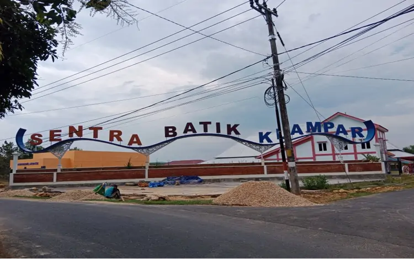 Desa Klampar Proppo Pamekasan Kembangkan Wisata Kampung Batik Madura dan Perkuat Ekonomi Kreatif Pengrajin Perempuan